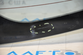 Rear glass of the trunk door Nissan Leaf 11-17 scratches on the inside, contact is torn off