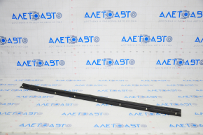 Front right lower door seal Toyota Camry v70 18-24