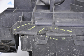 Diffuser radiator shroud assembly Tesla Model Y 20-25 with radiator and louvers, broken housing and fasteners