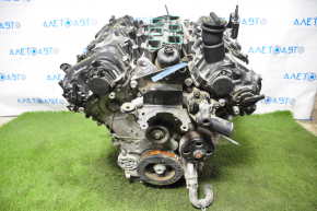 Jeep Grand Cherokee WK2 17- 3.6 engine, half-pan is punctured, without a dipstick, a chip is broken