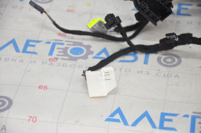 Wiring under the dashboard BMW 5 G30 17-23 chip broken