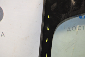 Windshield Toyota Prius 30 10-11 air on the edge, sand, bumps
