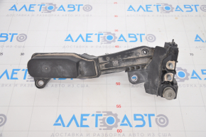 Battery Voltage Jump Start Terminal BMW 5 G30 17-23