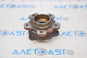 Rear right hub BMW 5 G30 17-23