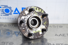 Hub front left GMC Terrain 10-17 type 2