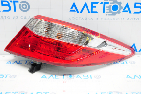 Light outer wing right Toyota Camry v55 15-17 usa for polishing