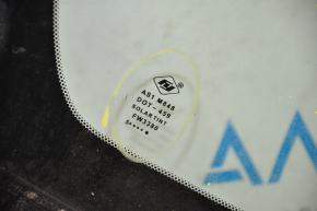 Windshield Nissan Leaf 11-12 FUYAO, sand