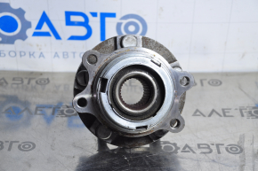 Front right hub Nissan Pathfinder 13-20 type 2