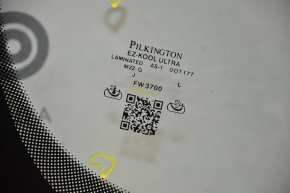 Windshield Audi A4 B8 08-12 for rain sensor PILKINGTON sand, scratches, chips, air on the edge
