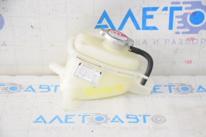 Honda Insight 19-22 inverter expansion tank with cap