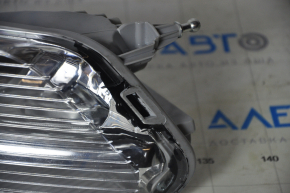 Left turn signal Ford Escape MK3 17-19 rest white factory defect