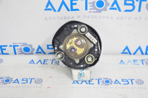 The driver's steering wheel airbag in a Kia Optima 16-20 exploded.