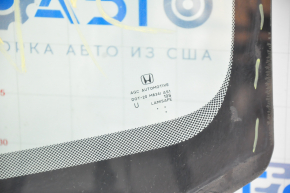Windshield Honda Accord 13-17 under the camera, air on the edge