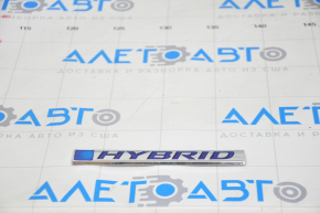 Right hybrid fender emblem for a 1993 Honda Accord