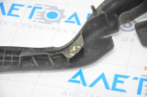 Left wiper grille seal Honda Accord 13-17 broken fastener