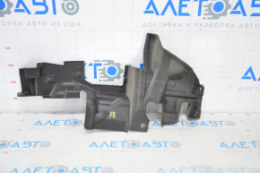 Right radiator deflector for a 16-17 Honda Accord hybrid