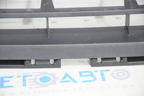 Lower grille of the front bumper VW Jetta 15-18 USA without parking sensors, bumpers