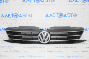Radiator grill VW Jetta 15-18 USA with badge, pokes, swollen chrome on the badge