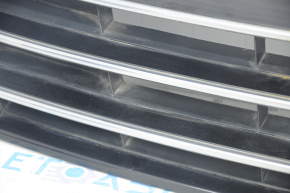Radiator grill VW Jetta 15-18 USA with badge, pokes, swollen chrome on the badge