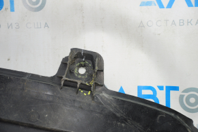 Rear right protection VW Jetta 19-24 crack, broken fastener