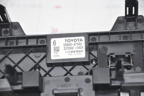 Toyota Prius V 12-17 Climate Control Scratches