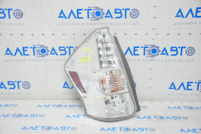 Left taillight Toyota Prius V 12-14 prerest, scratches
