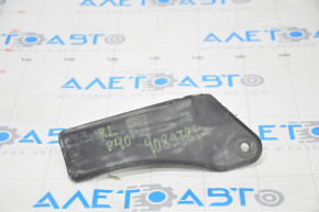 Rear left sill splash guard Toyota Prius V 12-17 pressed, scratches
