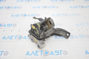 Right engine mount Toyota Prius V 12-17 cracked