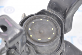 Right engine mount Toyota Prius V 12-17 cracked