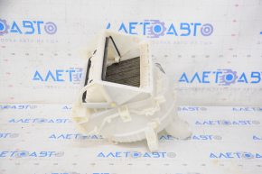 The bare body ventilation on the right side of the Toyota Prius 30 10-15