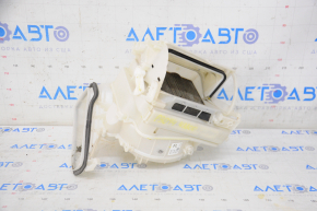 The bare body ventilation on the right side of the Toyota Prius 30 10-15