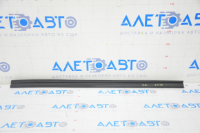 Glass seal inside rear right door Audi A4 B9 17-25