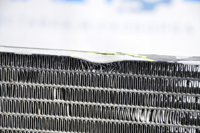 Air conditioning radiator condenser Honda Accord 13-17 is crushed from below, honeycombs fell out