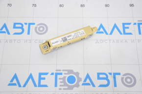 Antenna amplifier rear left Audi A4 B9 17-25