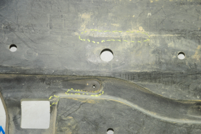 Underbody protection rear left Kia Optima 14-15 cracks