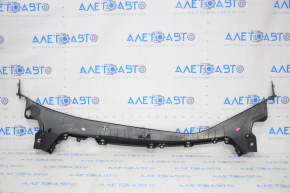 Wiper pan plastic Tesla Model 3 18 - broken fasteners