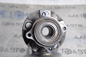 Rear left hub Lexus LS460 LS600h 07-12 stud defect