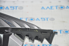 Radiator grill upper Lexus RX350 RX450h 16-19 broken fasteners