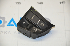 Steering wheel control buttons right upper Kia Optima 11-15 abrasions