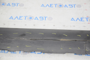 Tesla Model 3 18 right threshold - structure, scuffs, scratches, tears
