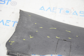 Tesla Model 3 18 right threshold - structure, scuffs, scratches, tears