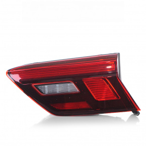 Light inside trunk lid right VW Tiguan 18-24 usa