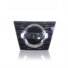 Nissan Rogue 17 Front Grille Emblem - Square, Radar