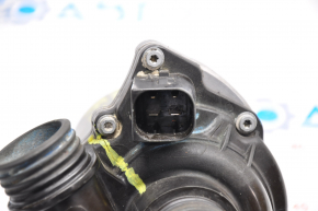 Water pump BMW 5 F10 11-16 3.0T N55 crack in plastic