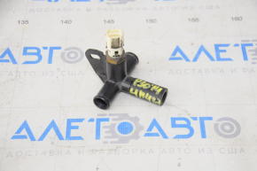 Tee cooling system Toyota Prius 30 13-15 rest with temperature sensor