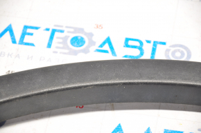 Subaru b10 Tribeca rear left wing trim worn, broken mount