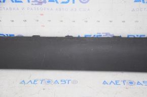 Tesla Model Y 20 right upper threshold - structure, scratches, scuffs