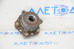 Tesla Model Y 20 rear left hub - type 2 142mm rusty, bearing hums