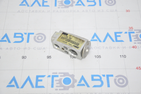Air Conditioner Heater Valve Audi A3 8V 15-20