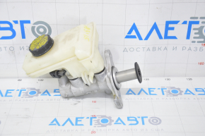Master brake cylinder with reservoir Audi A3 8V 15-20 4d with cover